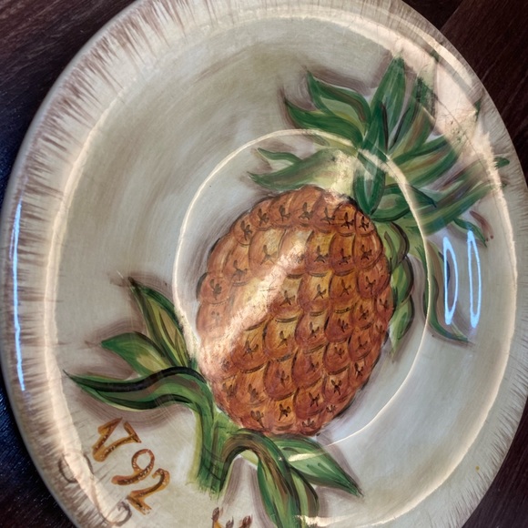 🍍Table Tops Unlimited Tropical Pineapple Hand Painted Edition Salad Plates - Picture 4 of 11